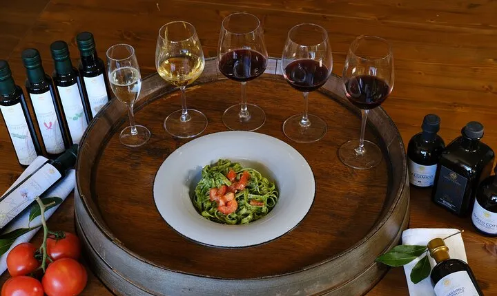 Private Wine & Evo oil Tasting with Vegetarian Meal