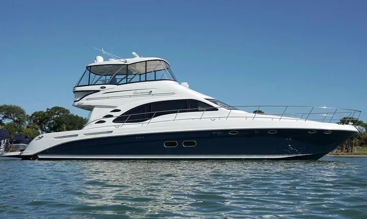58 ft private tour in Miami, Yatch Rental 4 to 8 hours, 13 people