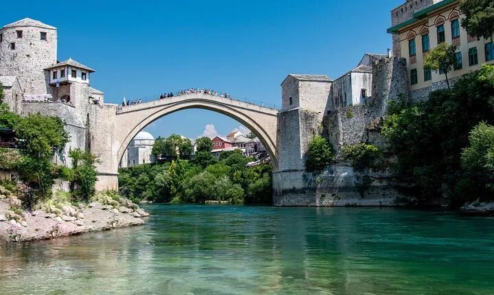 Guided tour of Mostar and its emblematic sites with lunch