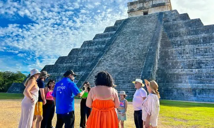 Chichen Itza, Cenote & Valladolid Tour with Tequila and Lunch