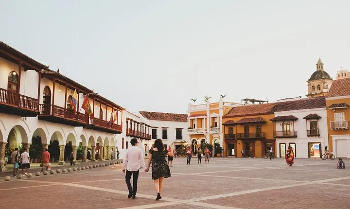 Private Vacation Photography Session with Local Photographer in Cartagena