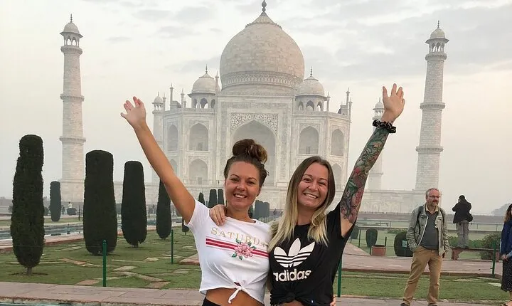 3-Days Luxury Golden Triangle tour to Agra and Jaipur from Delhi