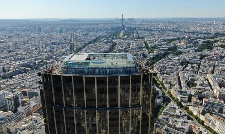 Montparnasse Tower and Louvre Direct Tickets
