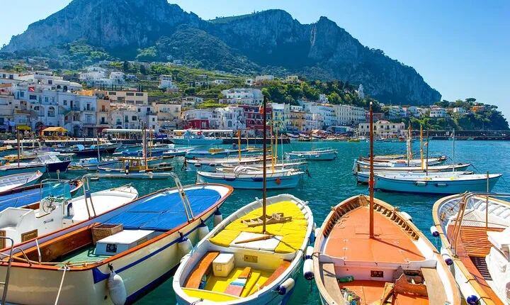 Capri Boat and Walking