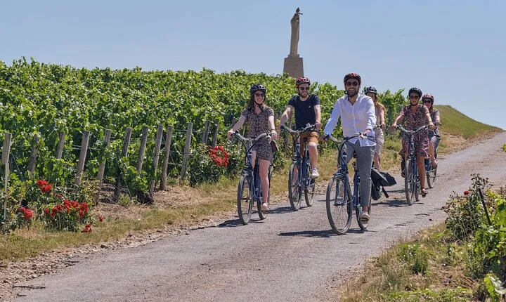 From Epernay Full day Electric bike Champagne and lunch