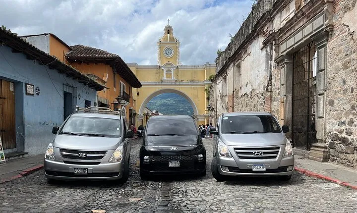 Private Transfer from Antigua Guatemala to La Aurora Airport