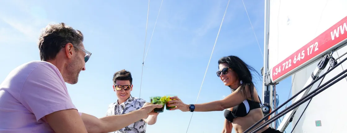 Vermouth time and sailing experience in Barcelona