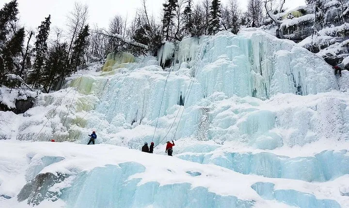 THE FROZEN WATERFALLS of Korouoma