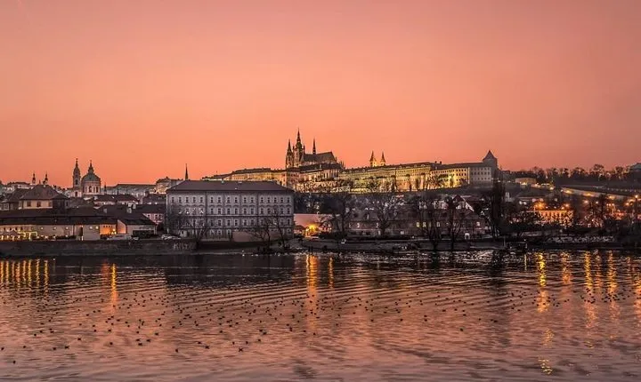 Prague Fairytale Tour: Old Town And Castle private tour