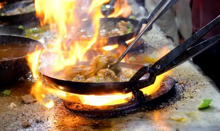 Street Food Tour of Karachi