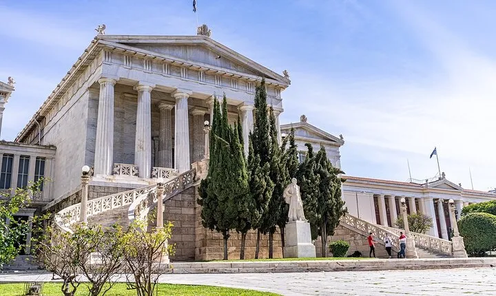 Guided Walking Tour in Athens