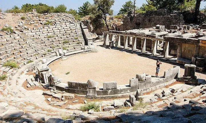 3 Days Ephesus, Pamukkale, Priene, Miletus and Didyma Tour from Istanbul