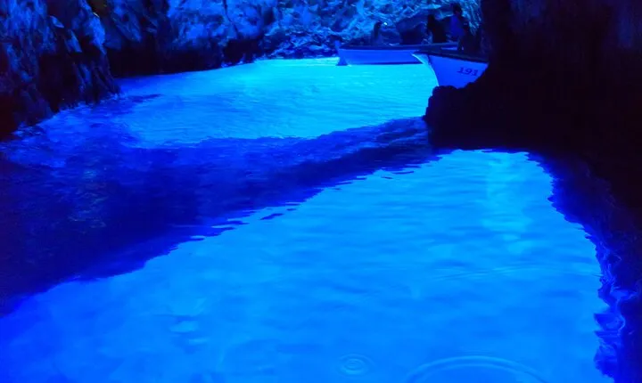 Blue Cave and Town Hvar with 5 Island Boat Tour