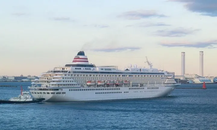 Yokohama Private Departure Transfer : from Yokohama Port or Hotels to Tokyo Hotels