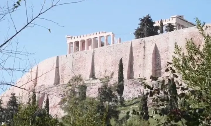 4 Hours Private Athens highlights Tour with a pickup 
