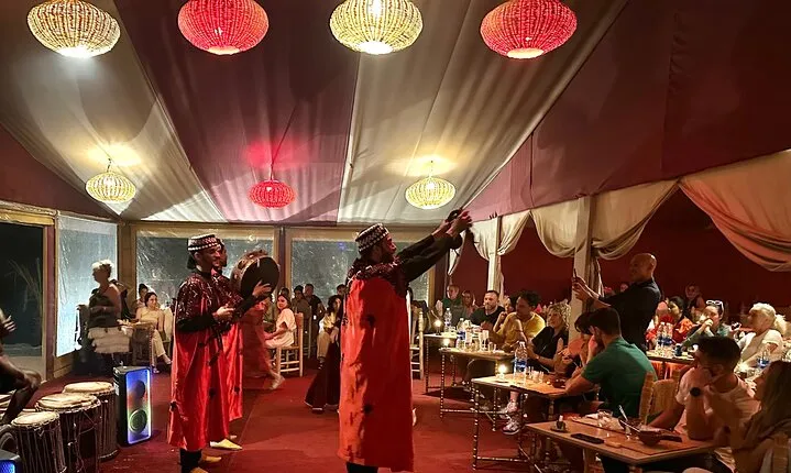 Agafay Desert : Dinner, show, Sunset & Access to the pool