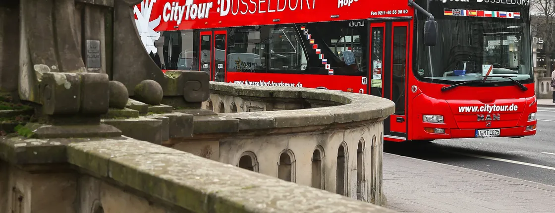 24-hour Hop On Hop Off Düsseldorf bus tour