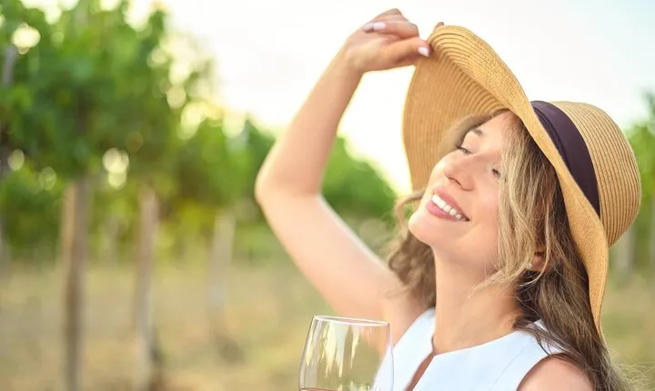 Taormina and Etna Wine Tasting Tour with Lunch and Winery Visit