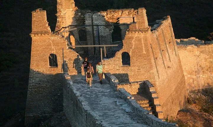 1-Day Simatai Great Wall Hiking Tour with a Visit to Gubei Water Town