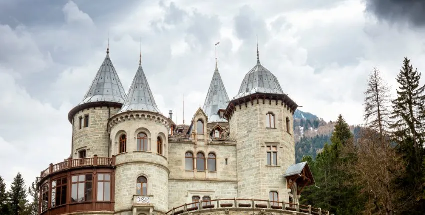 Half Day Aosta Castles Tour & Tasting