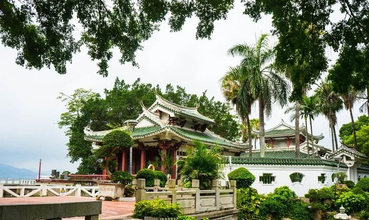 Private Full-Day Tour to Xiamen and Gulangyu with Lunch