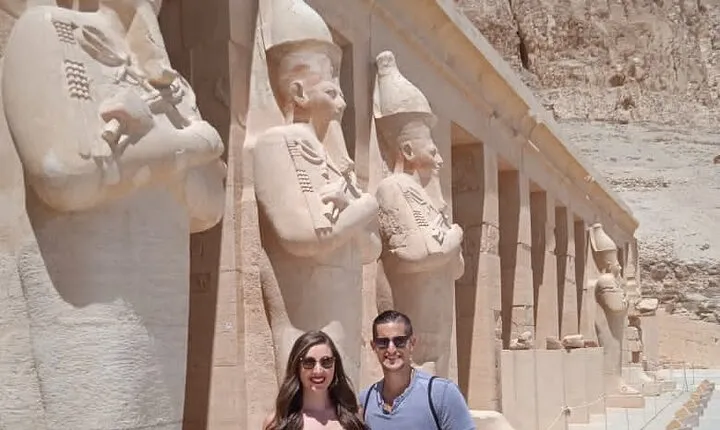 2 days East bank and West bank in luxor with airport pick up