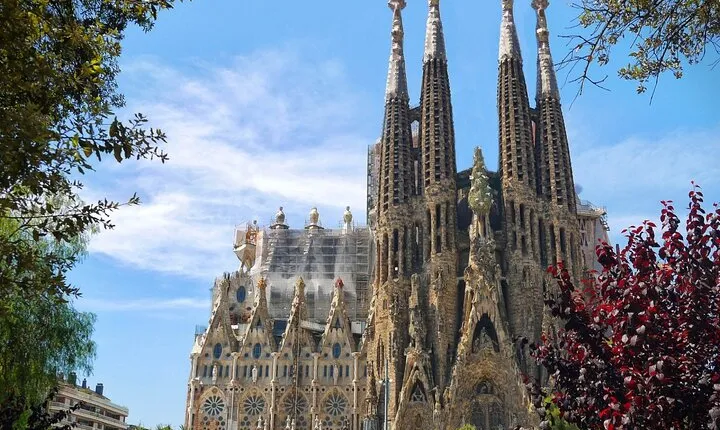 Gaudí and Modernism - Private Walking Tour