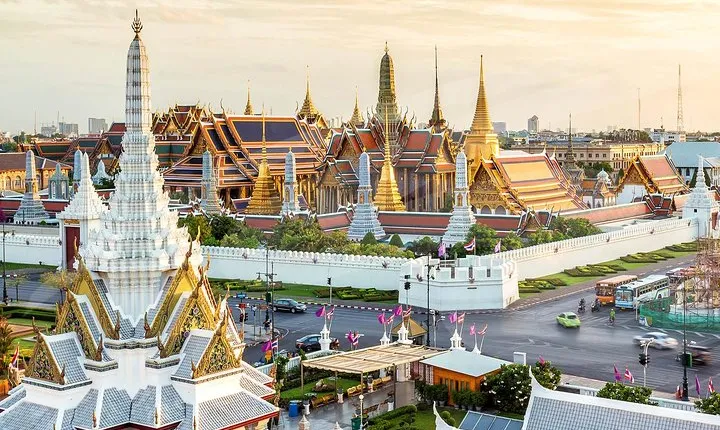 Bangkok Royal Road - Top 3 Major Monuments (Grand Palace, Wat Pho, Wat arun)