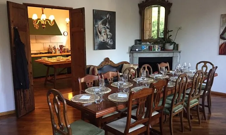 Wine and Dine Cooking Show in Florence with Wine Pairings
