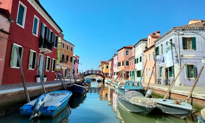 Murano Glass Experience With a Visit to a Burano Lace Island