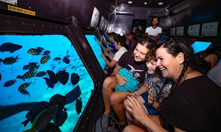Semi Submarine Tour 2 Hours With Transfer - Sharm El Sheikh 
