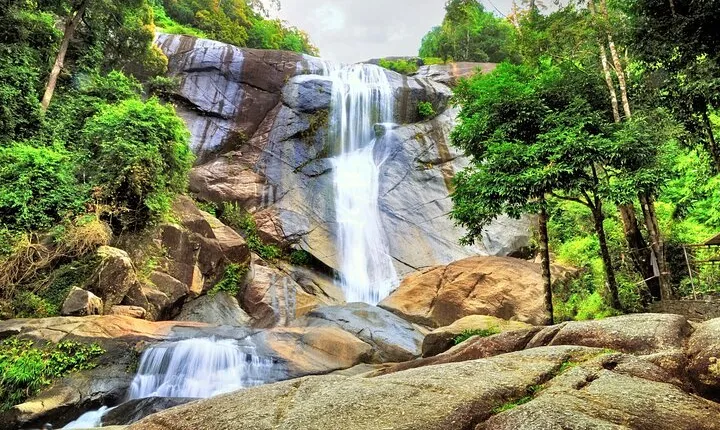 Langkawi Nature & History Tour with Telaga Tujuh & Mahsuri Tomb