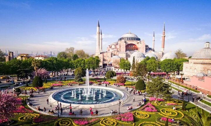 Istanbul Highlights Self guided scavenger hunt and Walking Tour