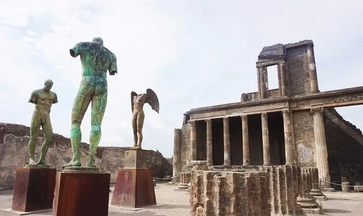 From the Coast: Pompeii the Real All Inclusive Service(Guide,Transfer,Ticket)