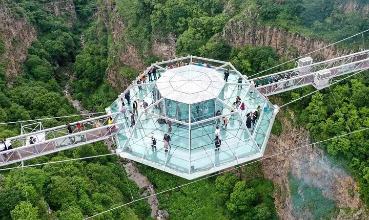 Dashbashi Canyon and Diamond Bridge Group Expedition