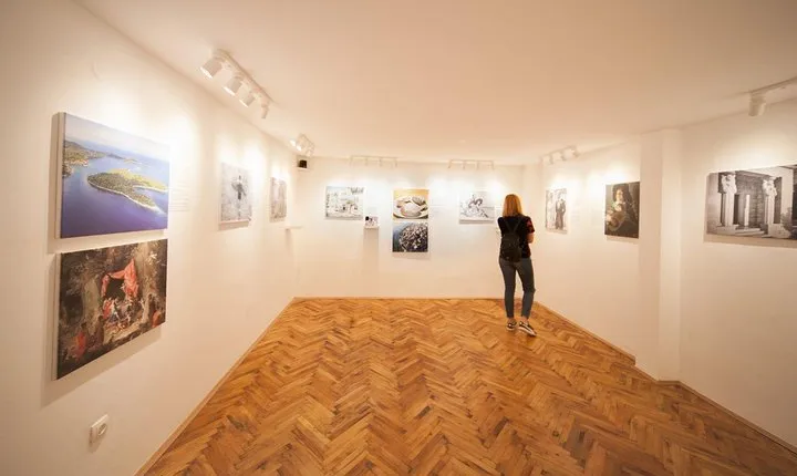 Skip the Line: Love Stories Museum Admission Ticket