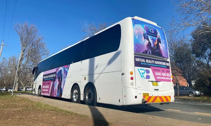 3 Hour Historical Tour of Canberra on VR BUS for Schools