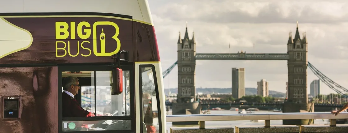 Big Bus panoramic evening tour of London