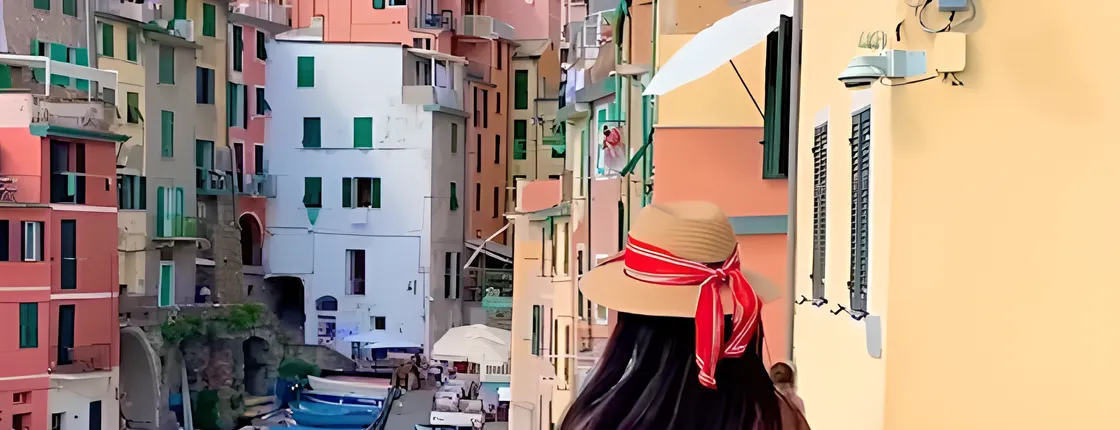 Cinque Terre Tour and Portovenere with Typical Lunch from Florence
