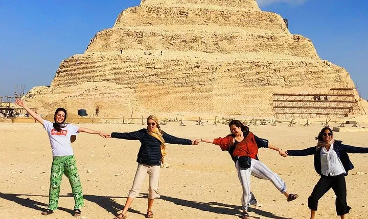 Private Tour: Giza Pyramids, Sphinx, Memphis, Sakkara