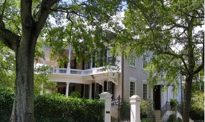90 Minute Sightseeing Bus Tour of Historic Charleston