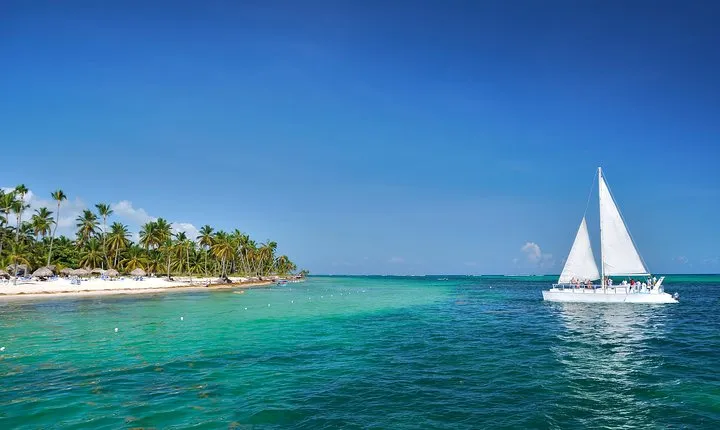 Happy Hour Sailing Cruise from Punta Cana
