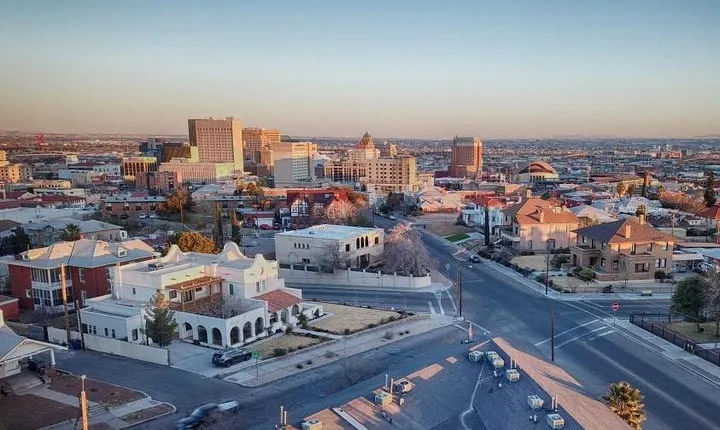 Self Guided El Paso Scavenger Hunt: Sun City Scavenger Hunt