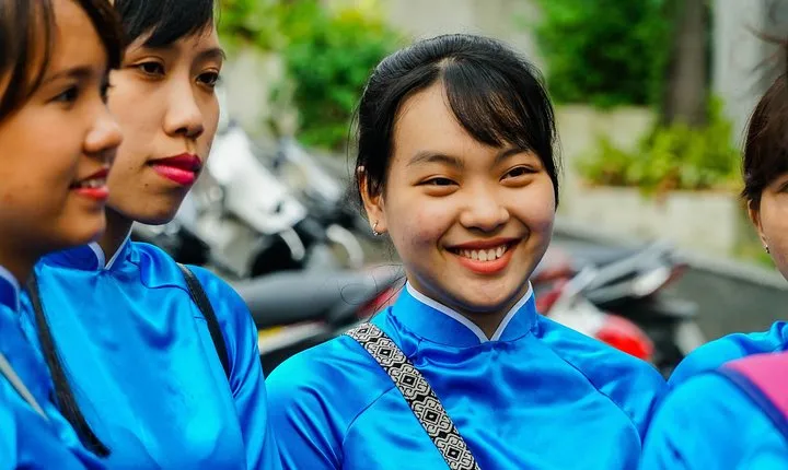 Saigon Half Day Motorbike City Tour with GirlPower | KissTour