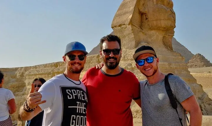 Tour to Giza Pyramids, Sphinx, Memphis, and Sakkara