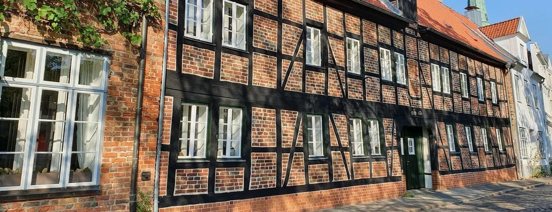Audio tour through the historic architecture of Lübeck