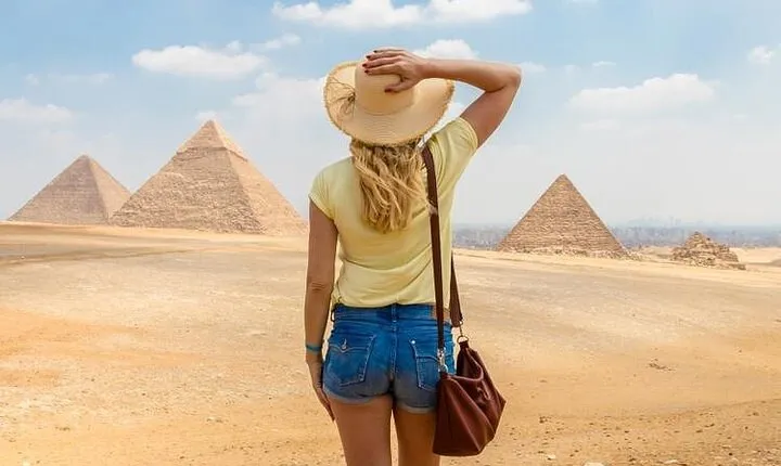 Full- Day Tour to Giza Pyramids Saqqara Serapeum Private Tour