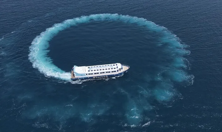 Semi Submarine 2 Hours sea trip & Snorkeling & Transfer–Hurghada