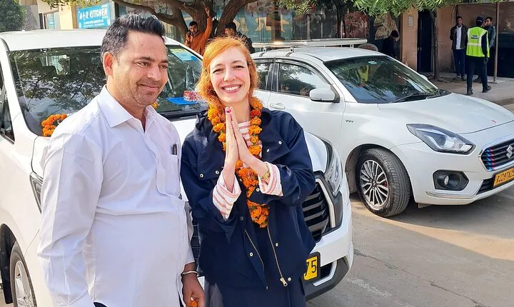 One-Way Transfers assistance Delhi to Agra Drop
