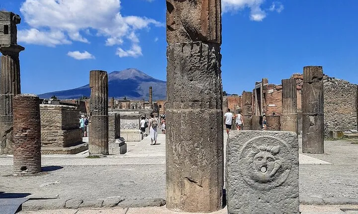 Pompeii 2 hours Private guided tour, A JOURNEY THROUGH THE TIME